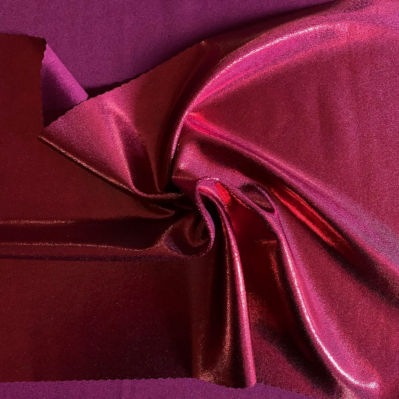 Metallic Sheen - Red / Burgundy
